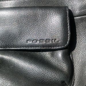 FOSSIL genuine leather purse
